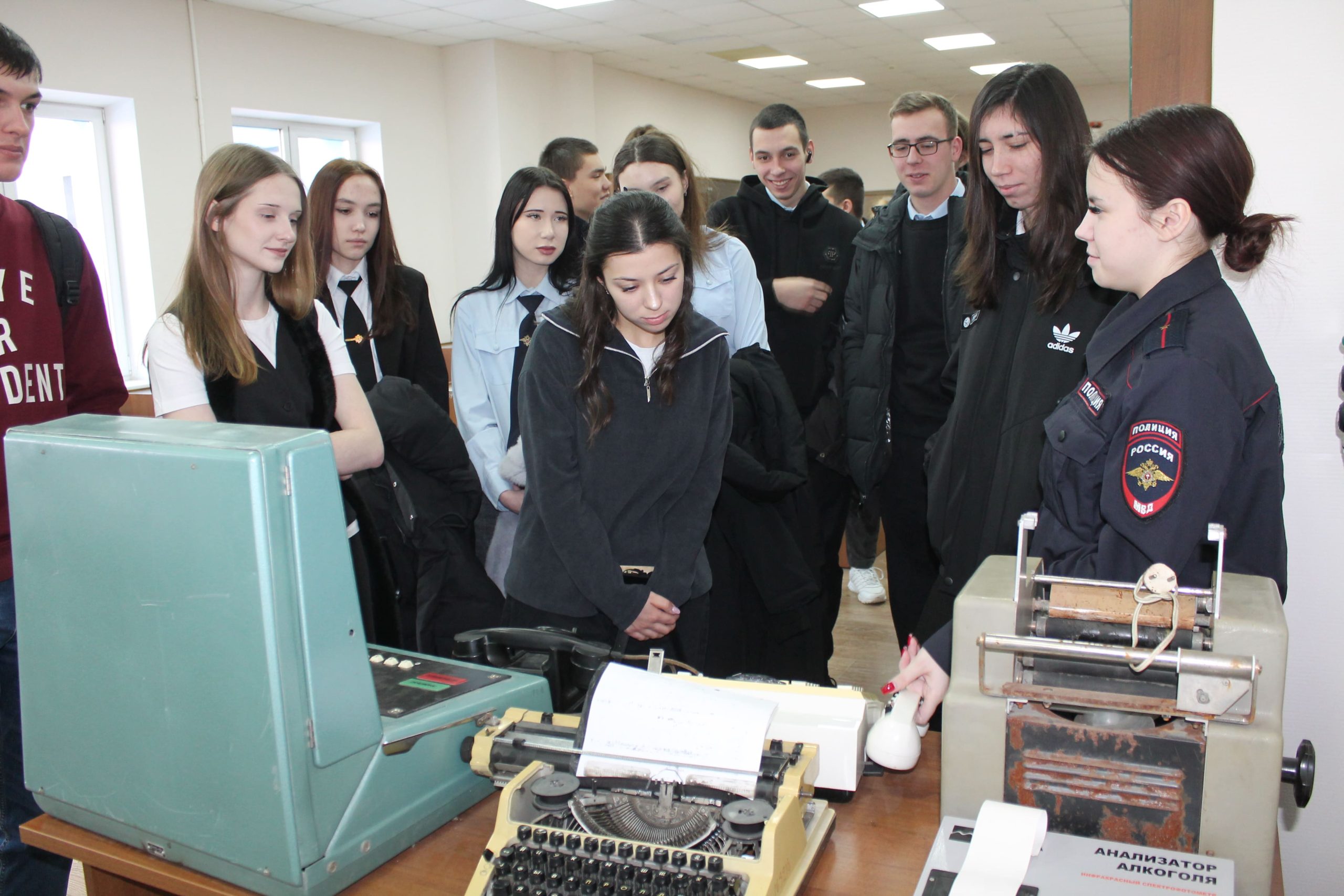 Фото: Студенты колледжа приняли участие в акции «Студенческий десант» — 3