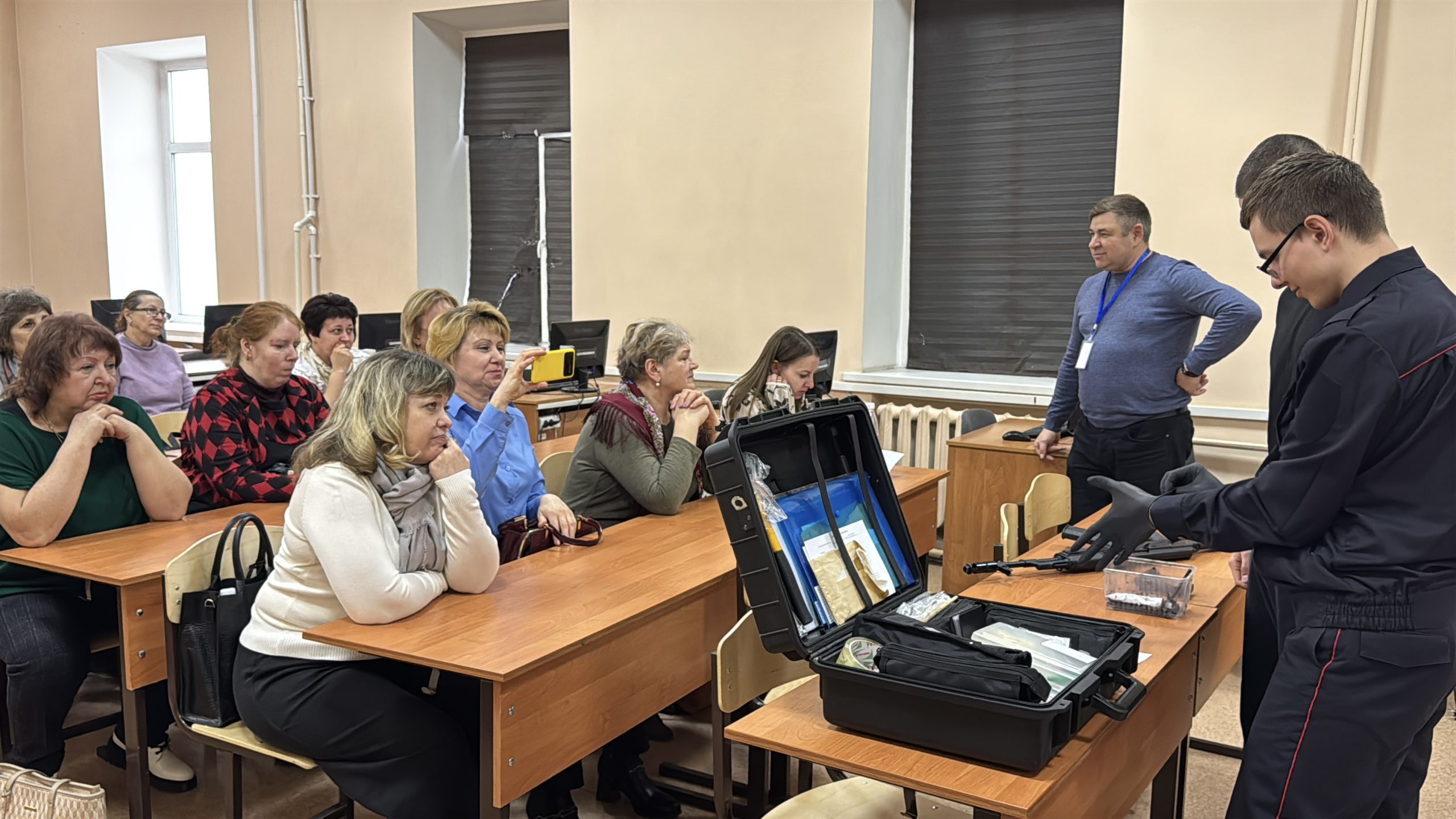 Фото: В марте прошли профориентационные туры в ГБПОУ «СМГК» для руководителей школ — 7