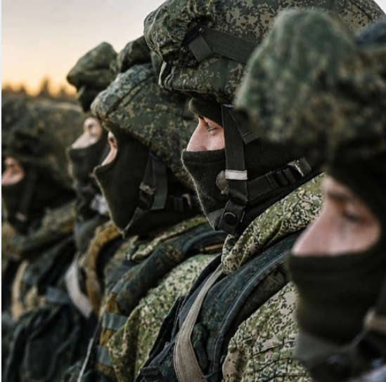 Фото: Чат‑бот для информирования граждан Российской Федерации и иностранных граждан по вопросам поступления на военную службу по контракту — 1