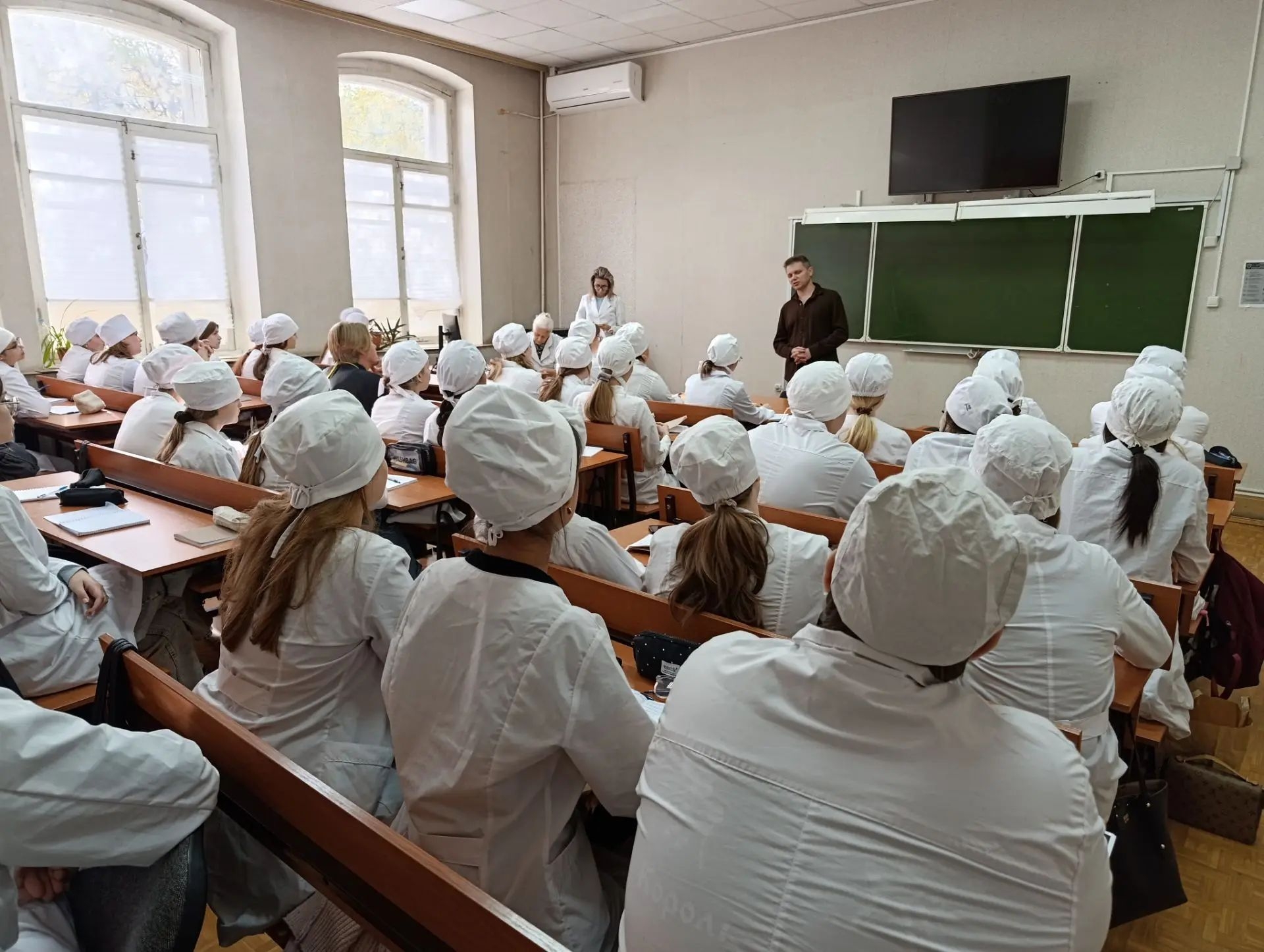 Фото: Для студентов колледжа состоялся образовательный интенсив «Источник силы» — 1