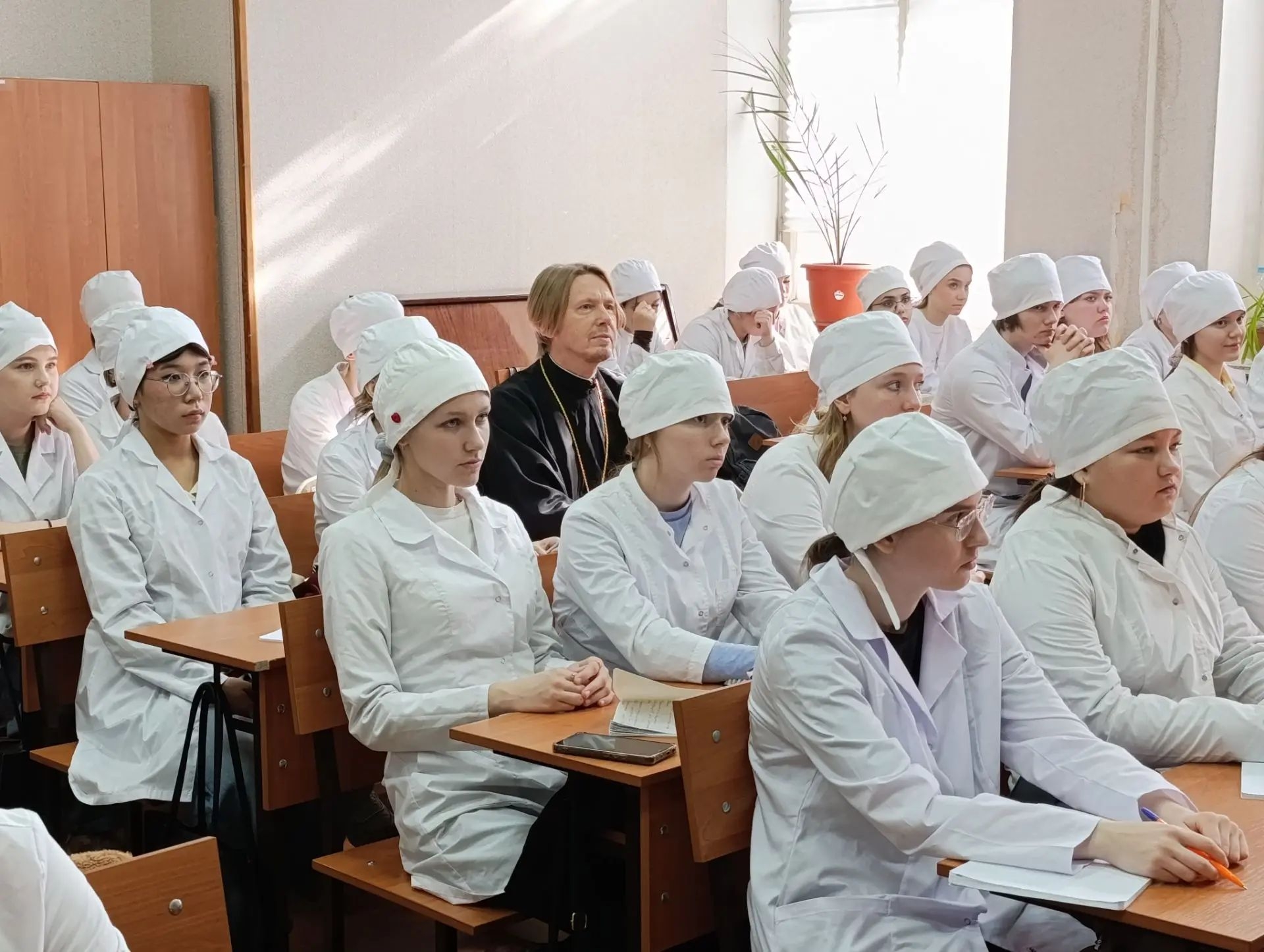 Фото: Для студентов колледжа состоялся образовательный интенсив «Источник силы» — 2