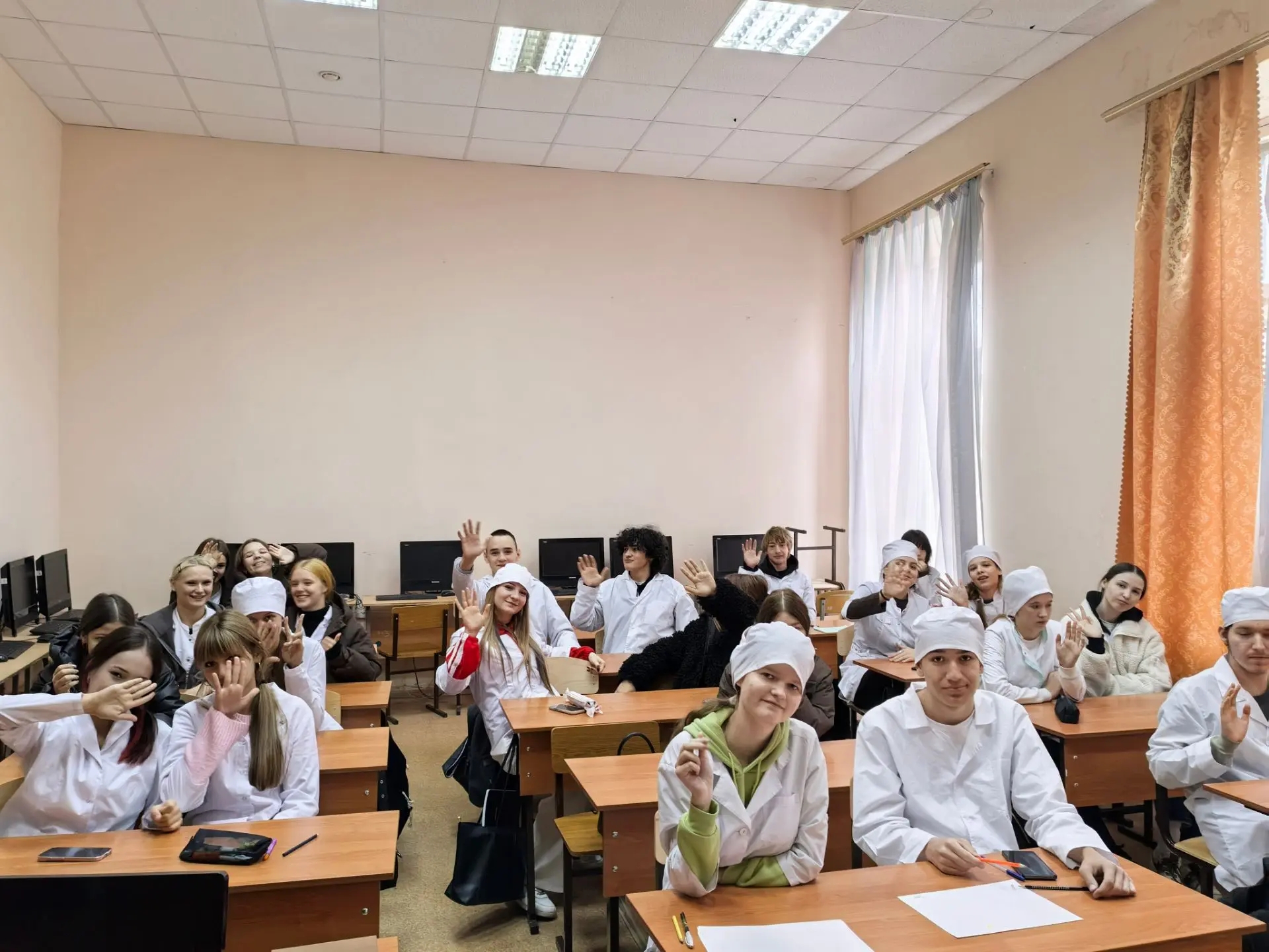 Фото: Первокурсники ГБПОУ «СМГК»: от «просто одногруппники» к настоящей команде! — 3
